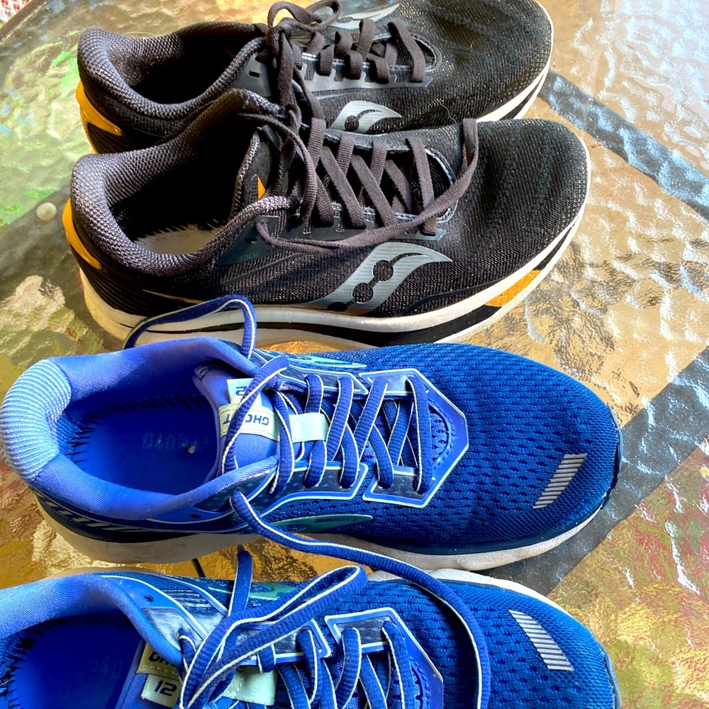 Saucony and brooks running shoes for sale